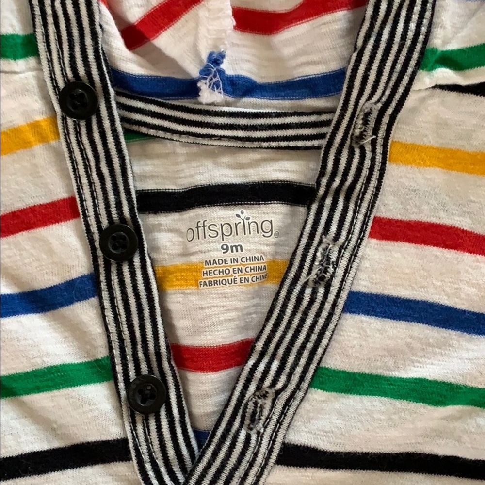 Clothes - Picture 2 of 4